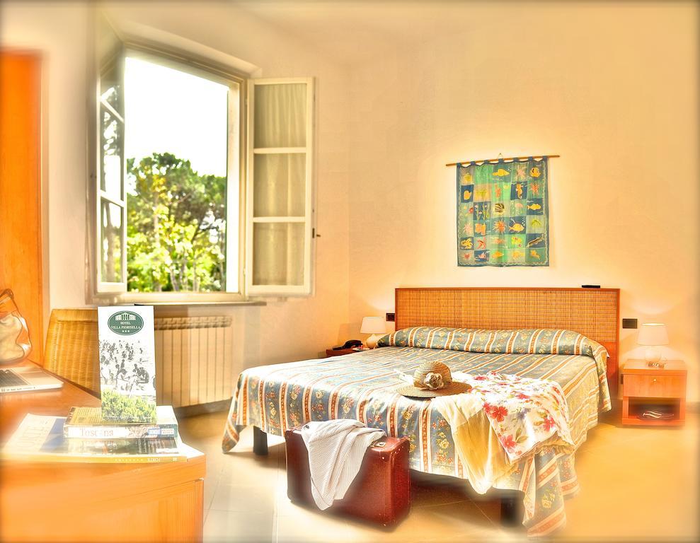 Hotel Villa Fiorisella Marina di Massa Room photo